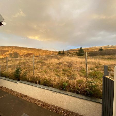 Highland Stays - Ben View Room&Jacuzzi Bath Fort William Exterior foto