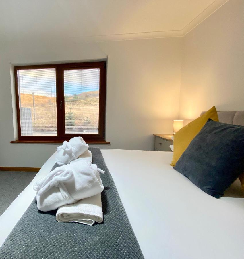 Highland Stays - Ben View Room&Jacuzzi Bath Fort William Exterior foto